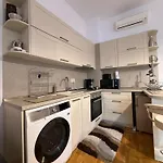 Carpe Explorer Apartament *