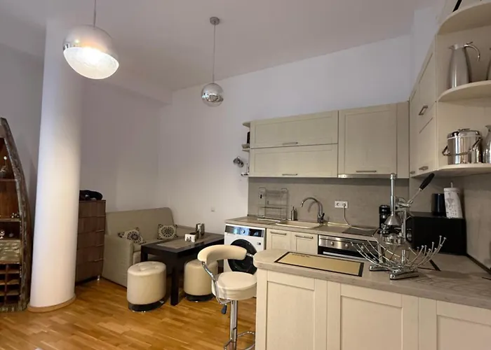 Carpe Explorer Apartamento Saints Constantine and Helena